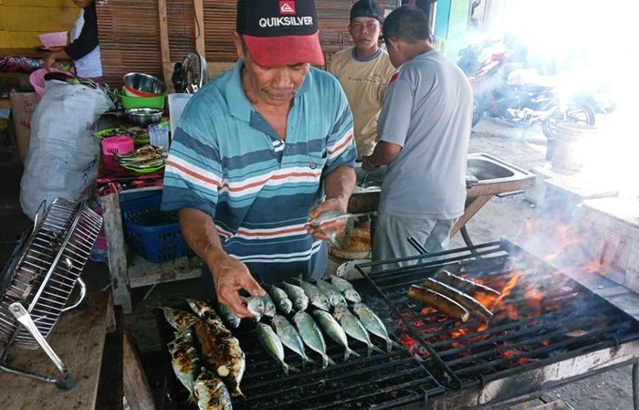 Warung Kadompe Maahas, Kuliner Nomor Satu Kota Luwuk